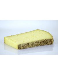 Tomme de fromage de vache "Tomme d'Alban"