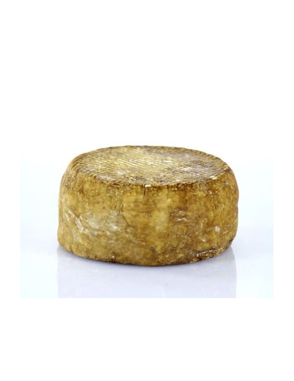 Fromage à pâte molle lavé à la liqueur de noix